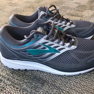Mens brooks running shoes